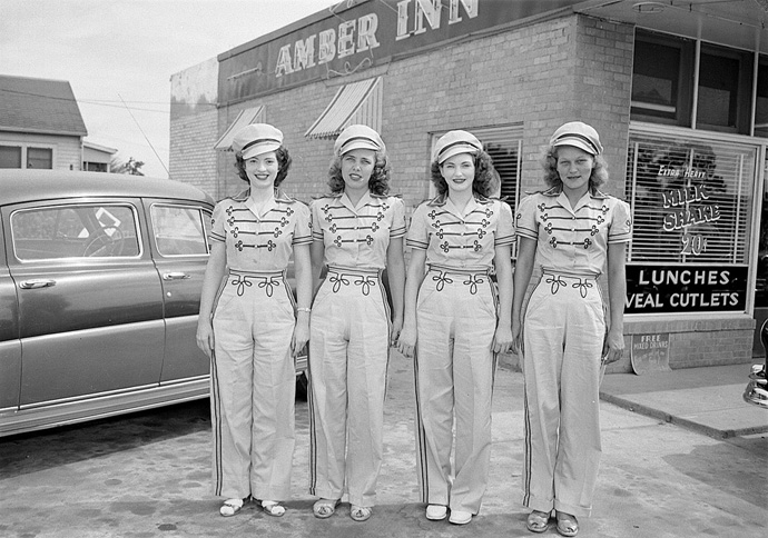 Amber Inn car hops 1950s